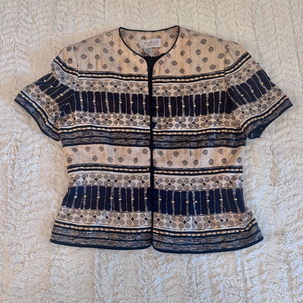 Papell petite Beaded Silk Cocktail Blazer Short Sleeve Medium black and cream